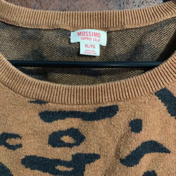 Cheetah print sweater - Picture 4 of 4